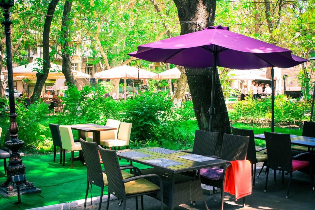 Hotel Maman โอเดสซา ภายนอก รูปภาพ